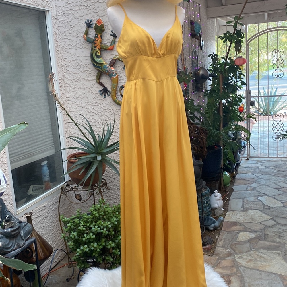☀️☀️SUNSET YELLOW CORSET STYLE LOW-CUT SLEEVELESS WIDE LEG JUMPSUIT☀️☀️